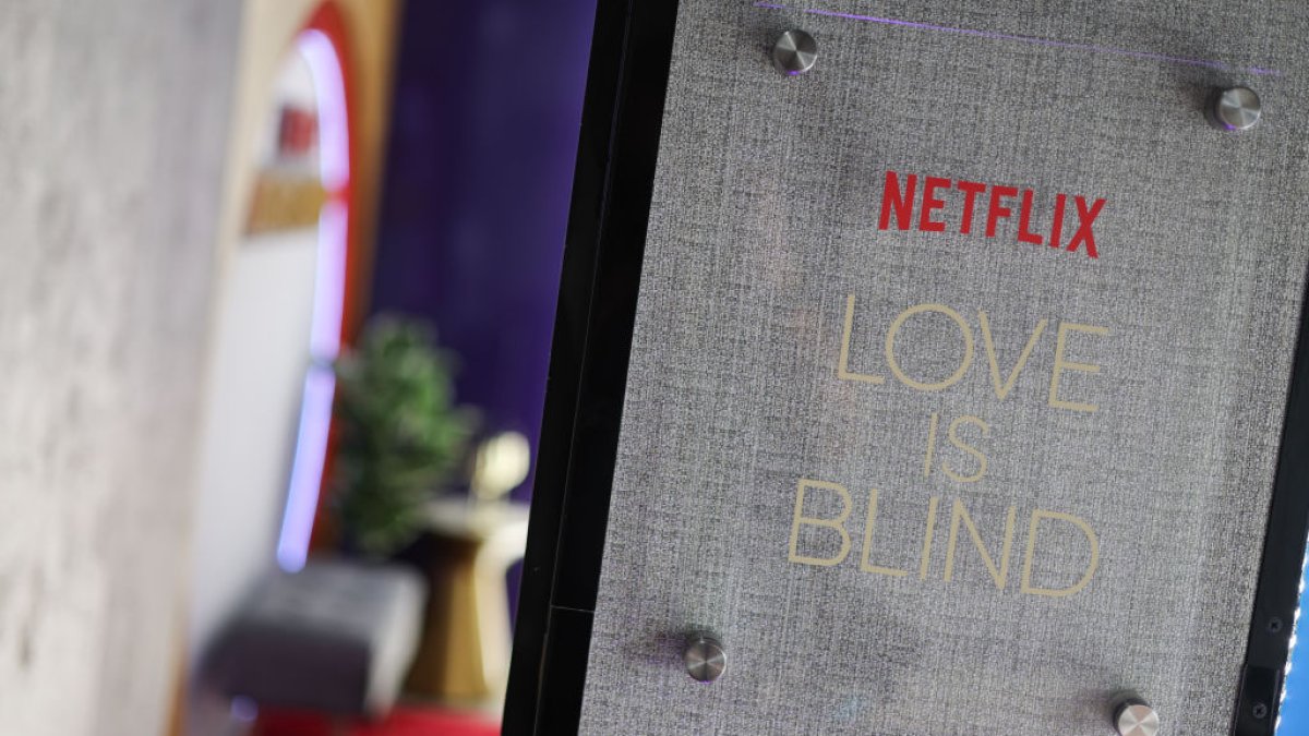 'Love Is Blind' star Jimmy responds to off-screen girlfriend claims – NBC4 Washington - Vimarsana News