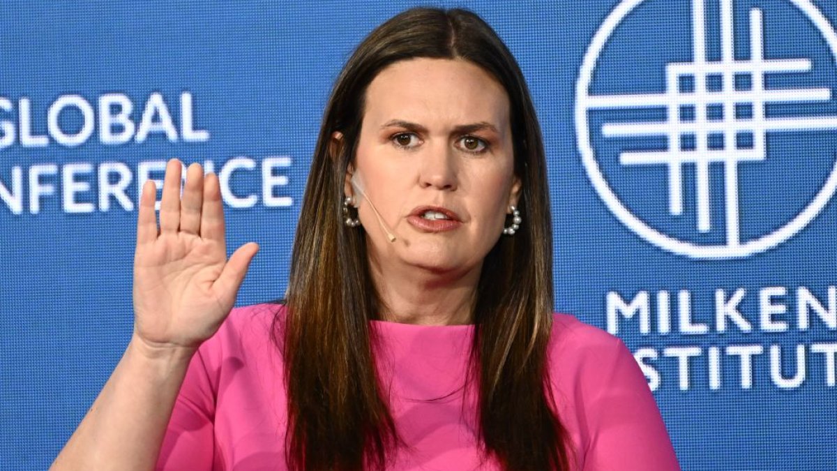 Arkansas Governor Sarah Huckabee Sanders faces audit over $19,000 lectern – NBC4 Washington - Vimarsana News