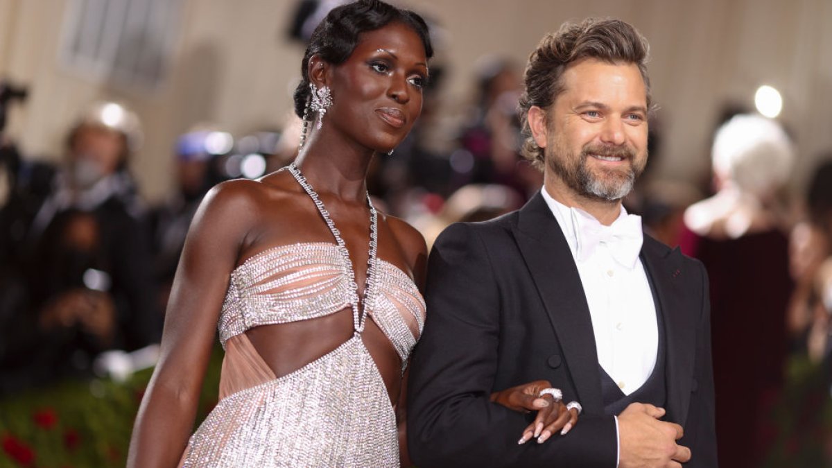 Joshua Jackson, Jodie Turner-Smith don't follow each other on Instagram