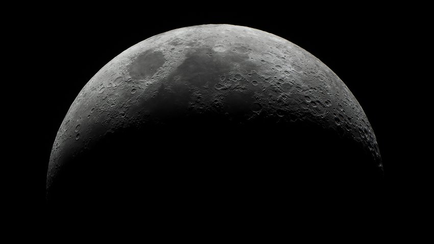 También pueden usar en social media el tag #ObserveTheMoon y así documentar su experiencia con la luna.