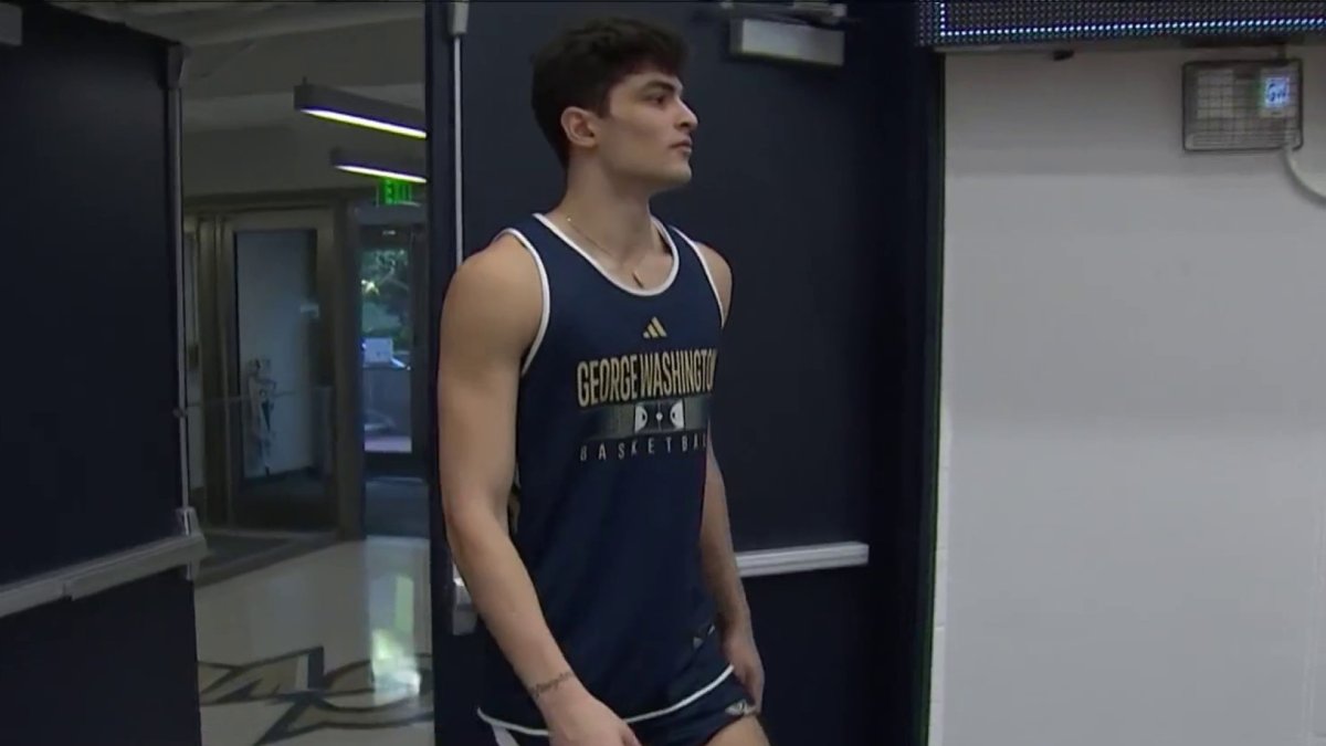 GW basketball player dazzles in debut months after chemo – NBC4 Washington