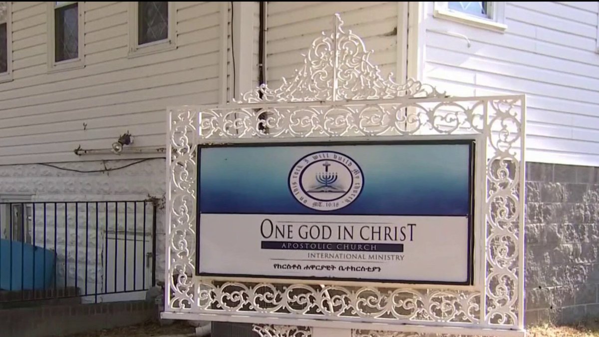 Man killed in stabbing inside Alexandria church