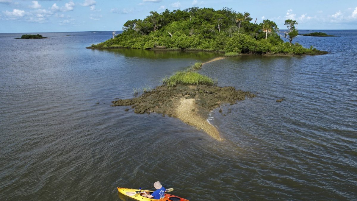 Florida man used COVID-19 relief aid to purchase Sweetheart Island – NBC4 Washington - Vimarsana News