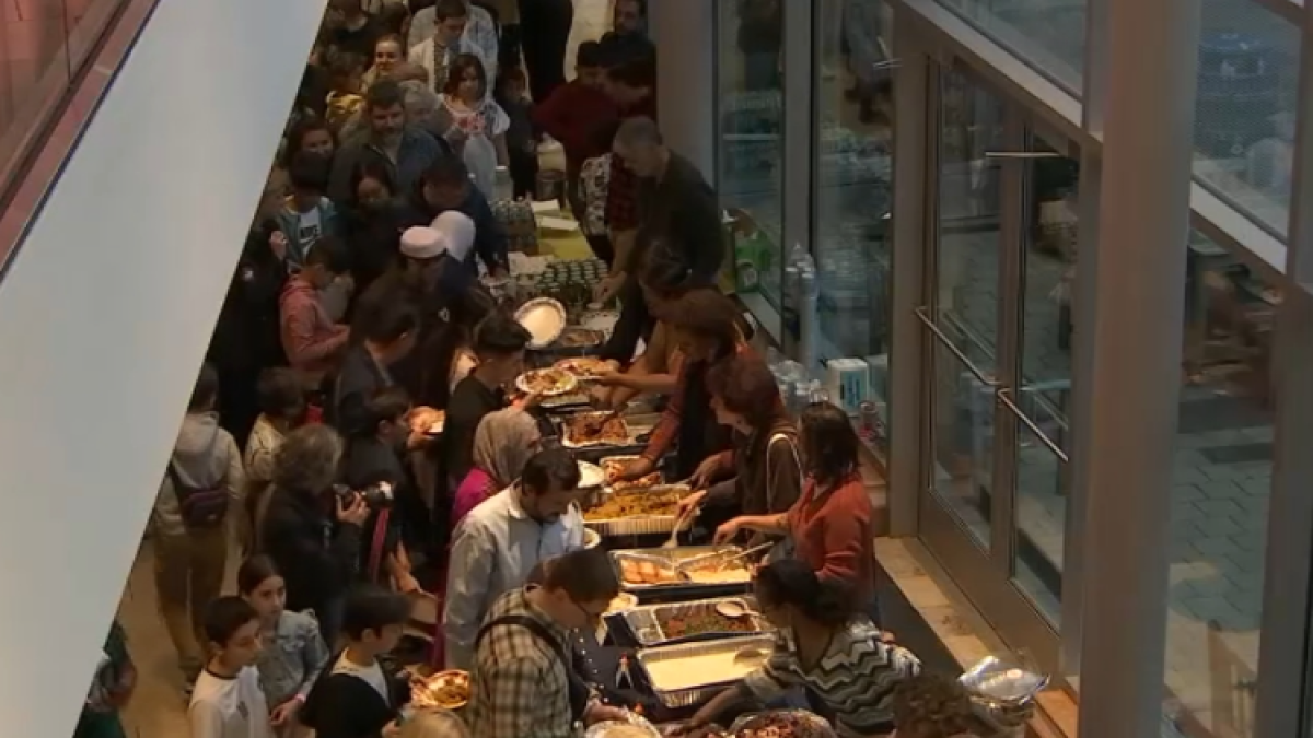 Hundreds Of Refugees Enjoy First Thanksgiving In Silver Spring NBC4 hundreds-of-refugees-enjoy-first-thanksgiving-in-silver-spring-nbc4