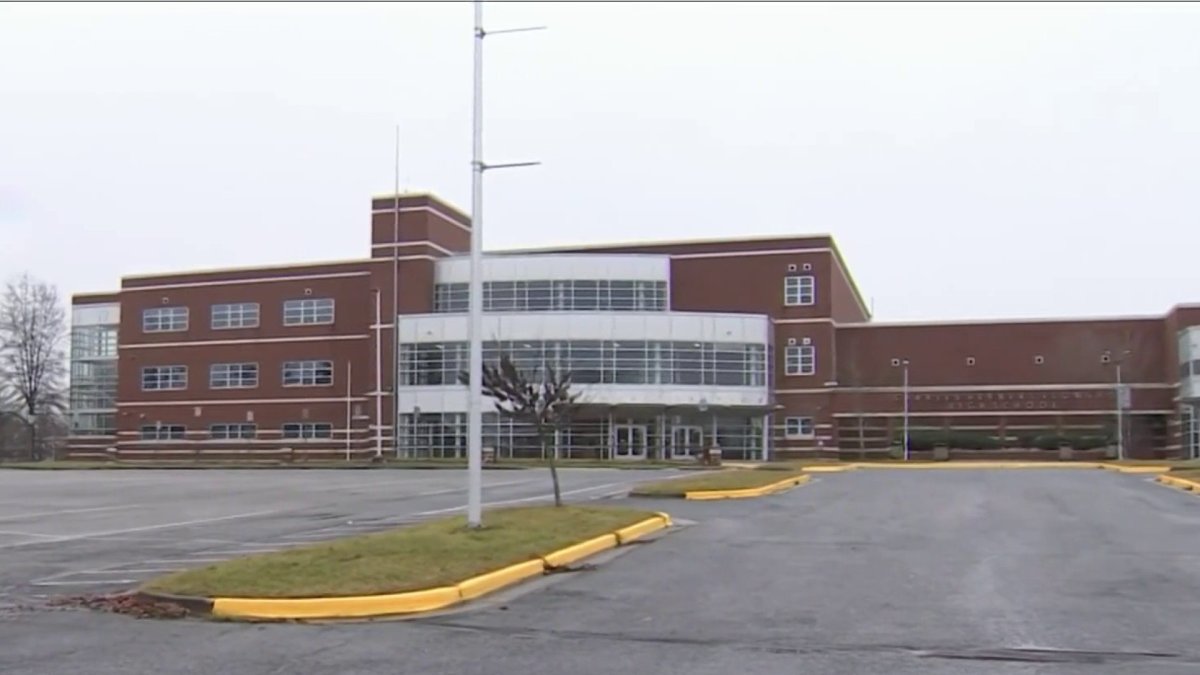 18-year-old student appears in court after allegedly bringing gun to ...