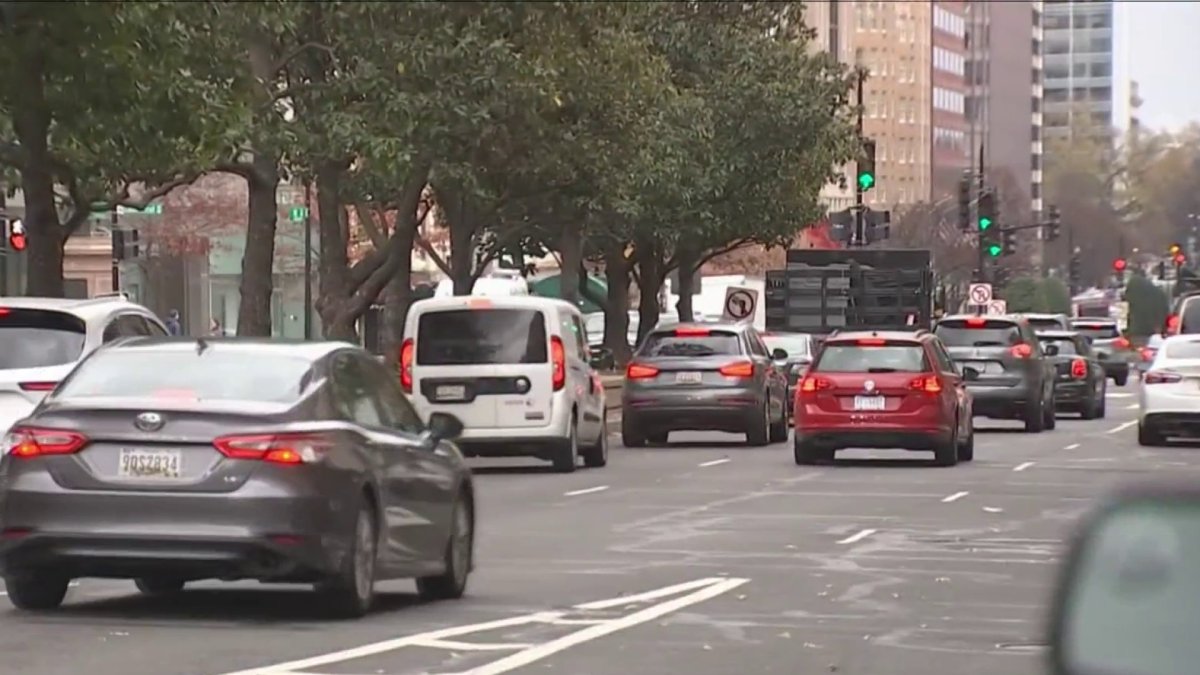 DC warns rideshare users an unregistered company is illegally operating