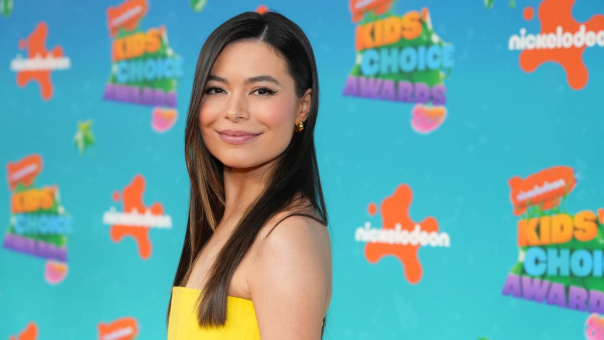 Miranda Cosgrove reveals why she doesn’t drink or smoke – NBC4 Washington