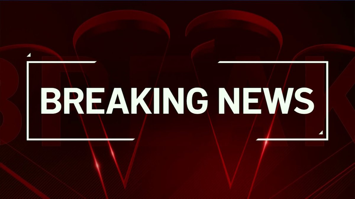 DC teacher accused of exposing himself in apartment complex - Vimarsana News
