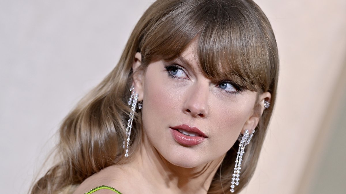 Ai-generated Nude Images Of Taylor Swift Went Viral On X, Evading 