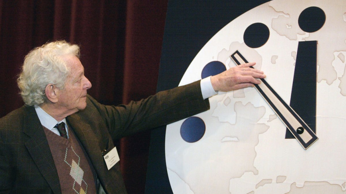 The 'Doomsday Clock' set to 90 seconds to midnight. Here's what that means – NBC4 Washington - Vimarsana News