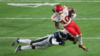 An ad spot during the Super Bowl costs millions of dollars. Temu, the U.S. shopping site launched by China’s PDD Holdings Inc., ran a 30-second ad during the game titled “Shop Like A Billionaire,” highlighting its ambitions to crack the international e-commerce market.