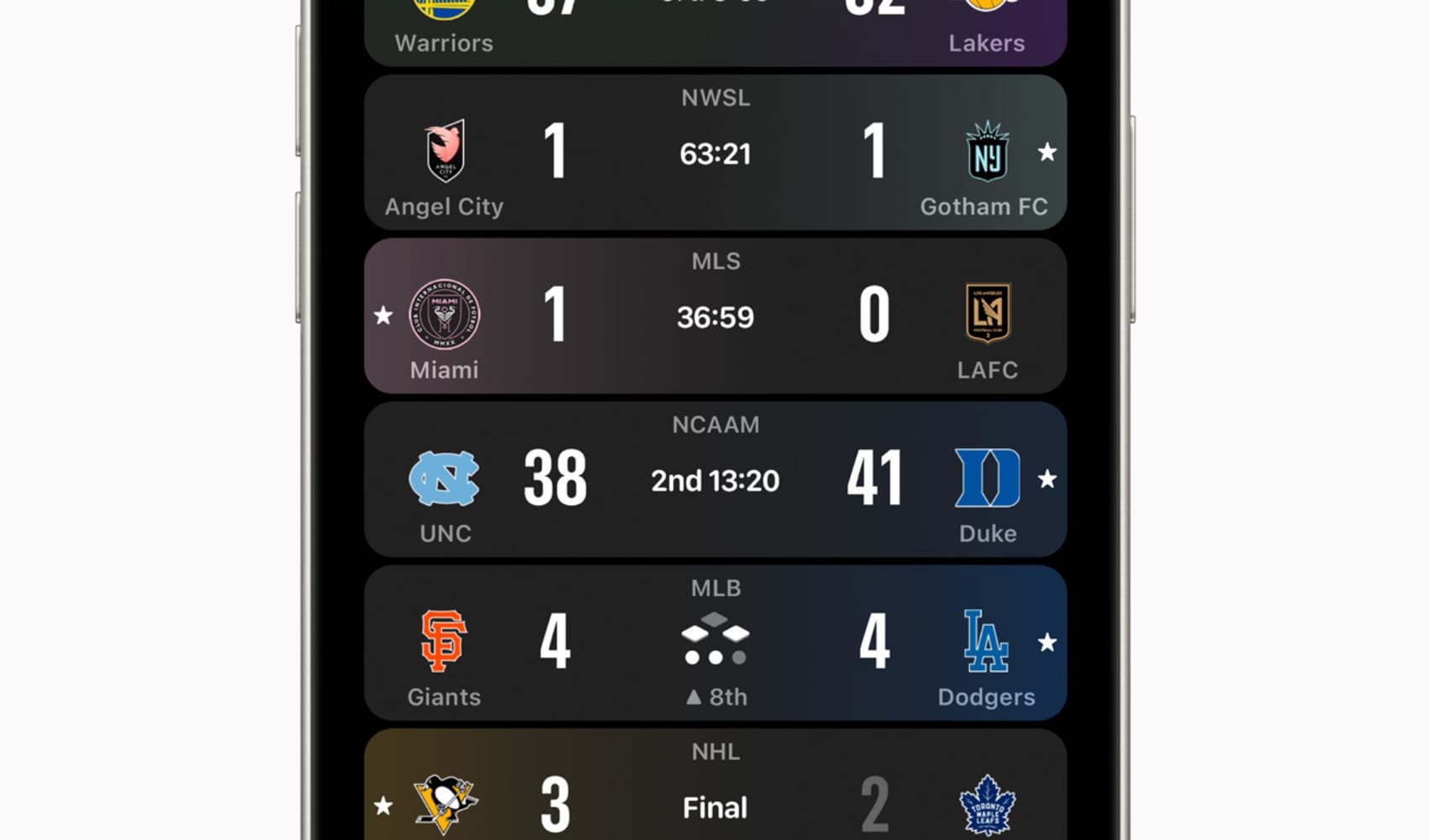 Apple releases free new sports app for iPhone