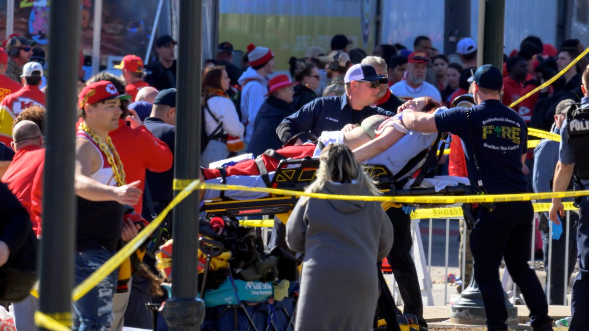 2 juveniles charged in Kansas City Chiefs Super Bowl parade shooting – NBC4 Washington - Vimarsana News
