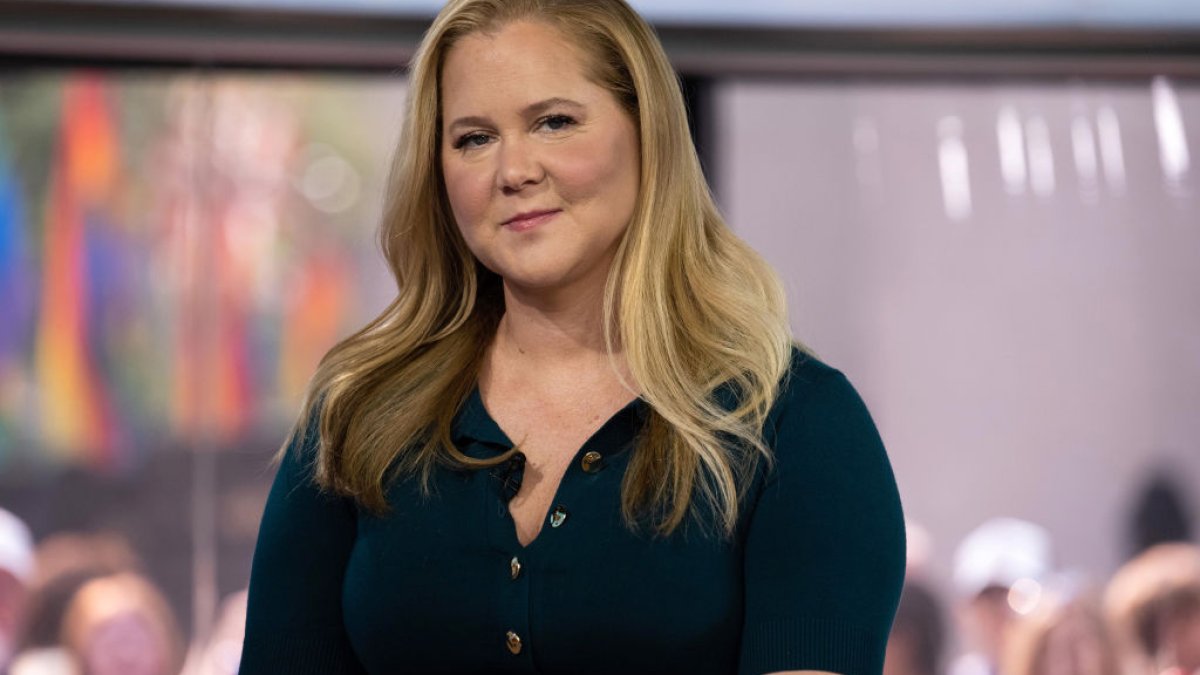 Amy Schumer addresses criticism about her 'puffier' face in powerful post – NBC4 Washington - Vimarsana News