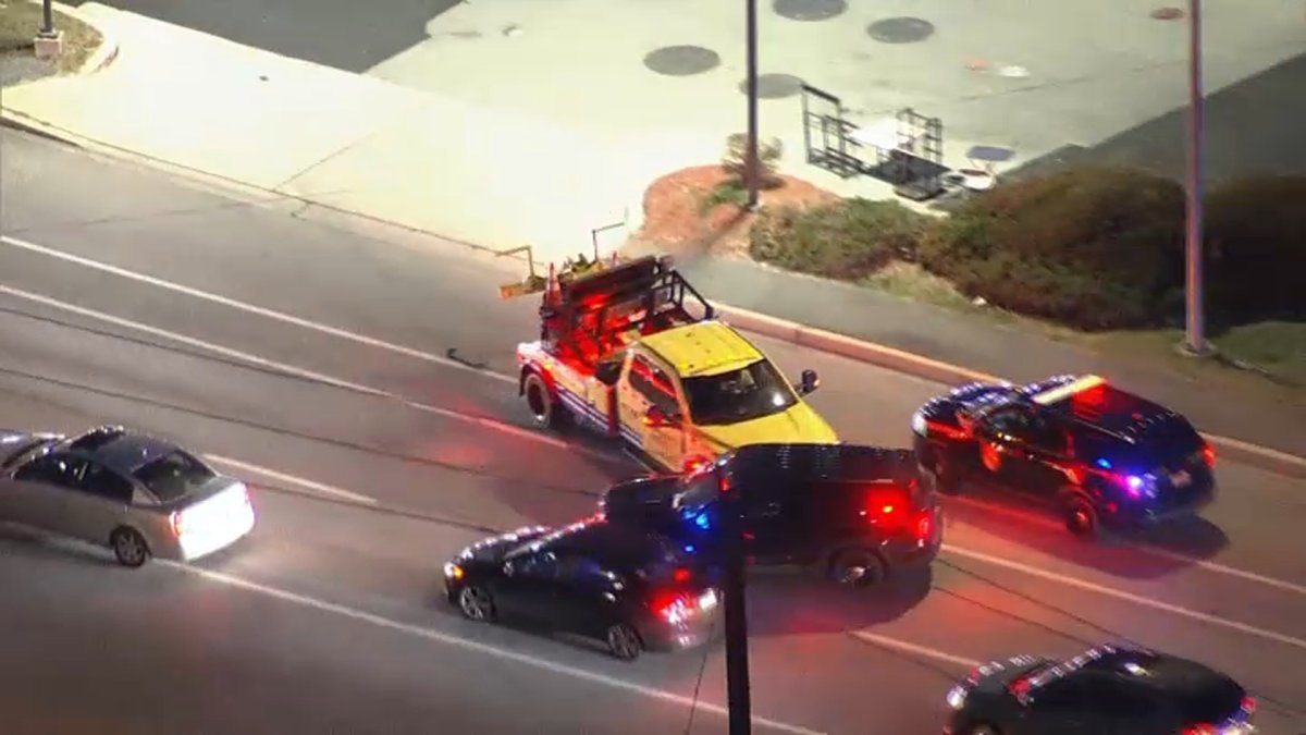 Driver in hijacked tow truck hit at least 20 police, civilian vehicles in chase through Maryland – NBC4 Washington Driver in hijacked tow truck hit at least 20 police, civilian vehicles in chase through Maryland – NBC4 Washington