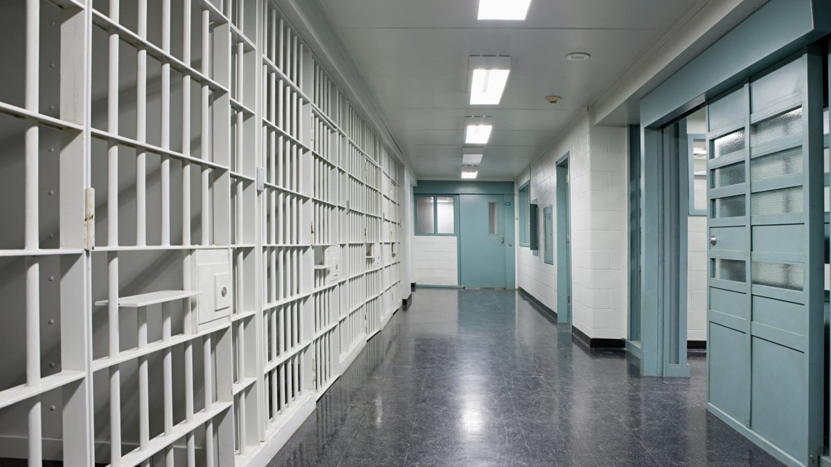 Former GOP Virginia lawmaker Matt Fariss arrested again; faces felony gun and drug charges - Vimarsana News