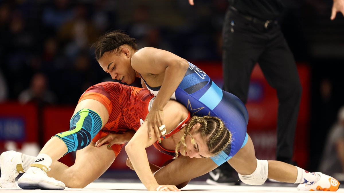 Helen Maroulis: 1st US female wrestler to qualify for 3 Olympic teams – NBC4 Washington - Vimarsana News