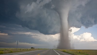 Climate change is moving Tornado Alley and driving more tornado outbreaks