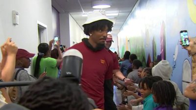 Washington Commanders give back on day of service