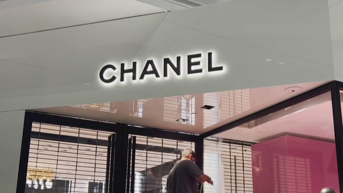 100,000 in handbags stolen from Tysons Galleria Chanel NBC4 Washington