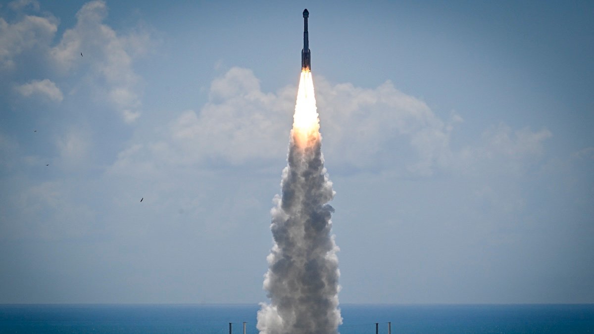 Boeing launches NASA astronauts aboard Starliner capsule NBC4 Washington