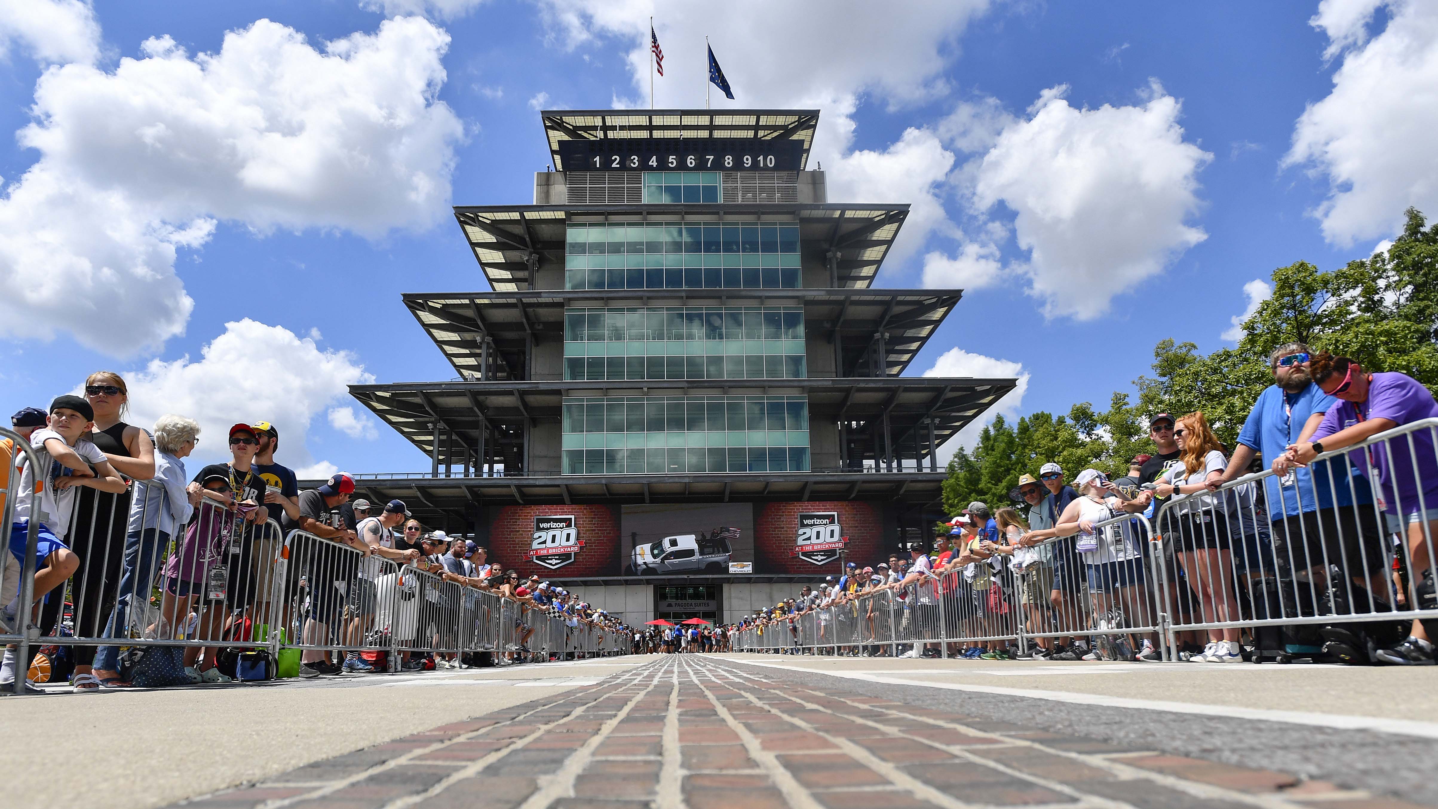 NASCAR at the Brickyard: Schedule, watch info, favorites for Indianapolis