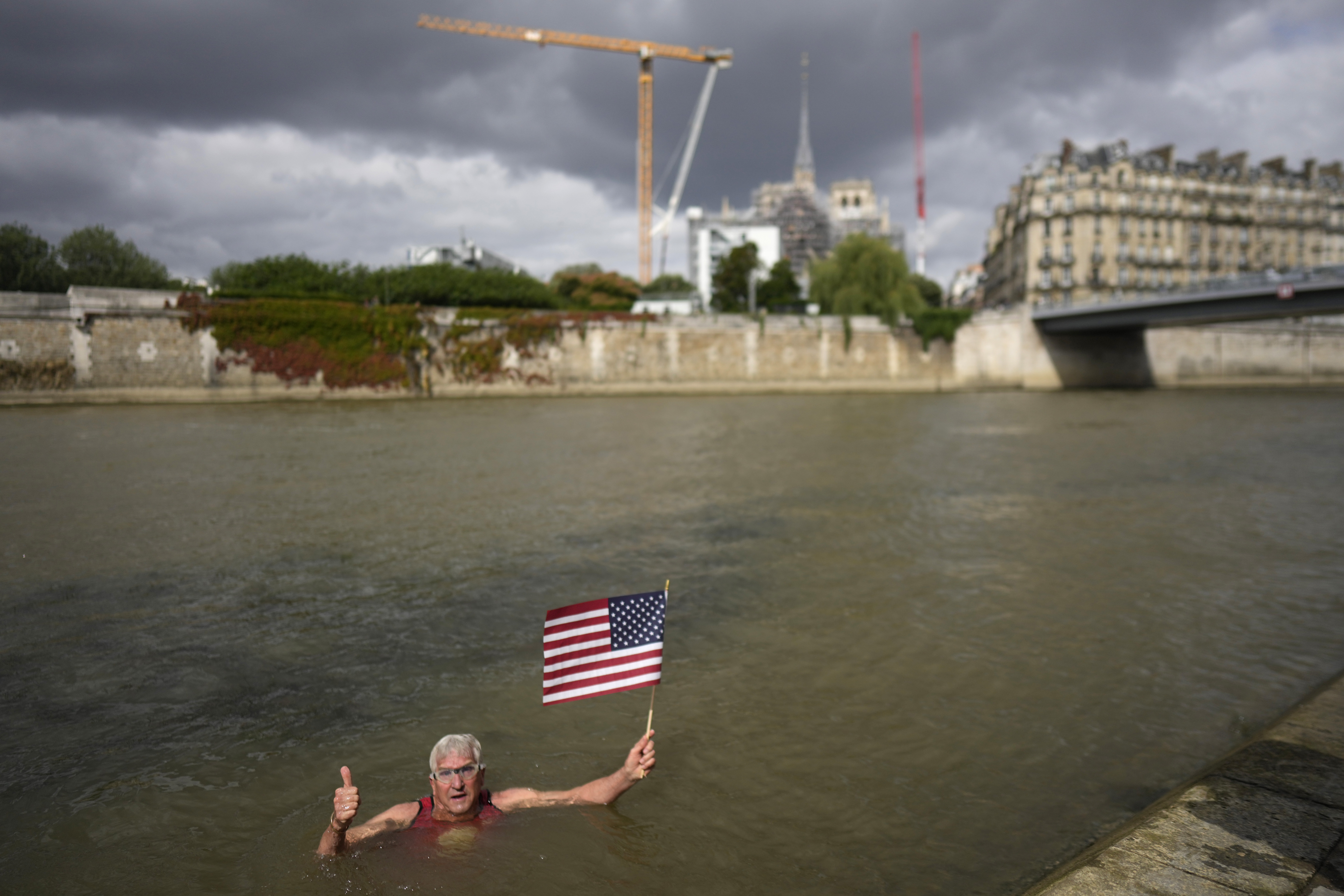 An American swims in Paris’ Seine River NBC4 Washington