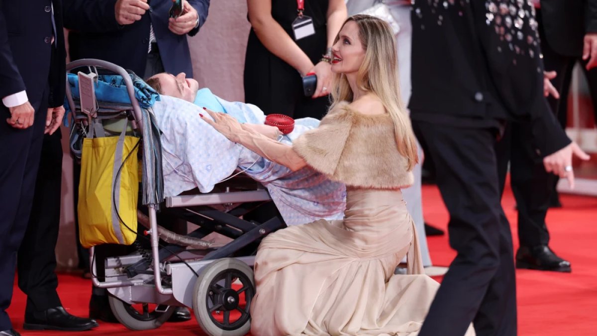 Angelina Jolie Borderline Personality Disorder www.nbcwashington.com