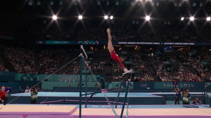 Suni Lee on bars