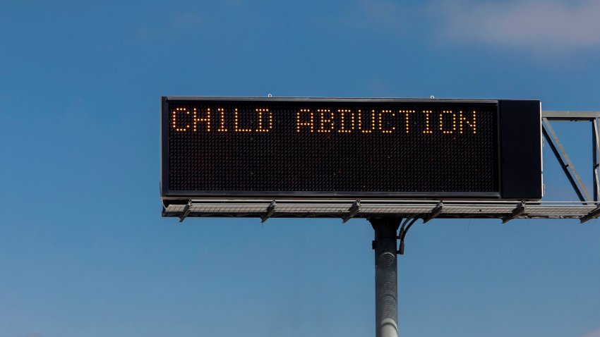 Digital sign announcing Child Abduction