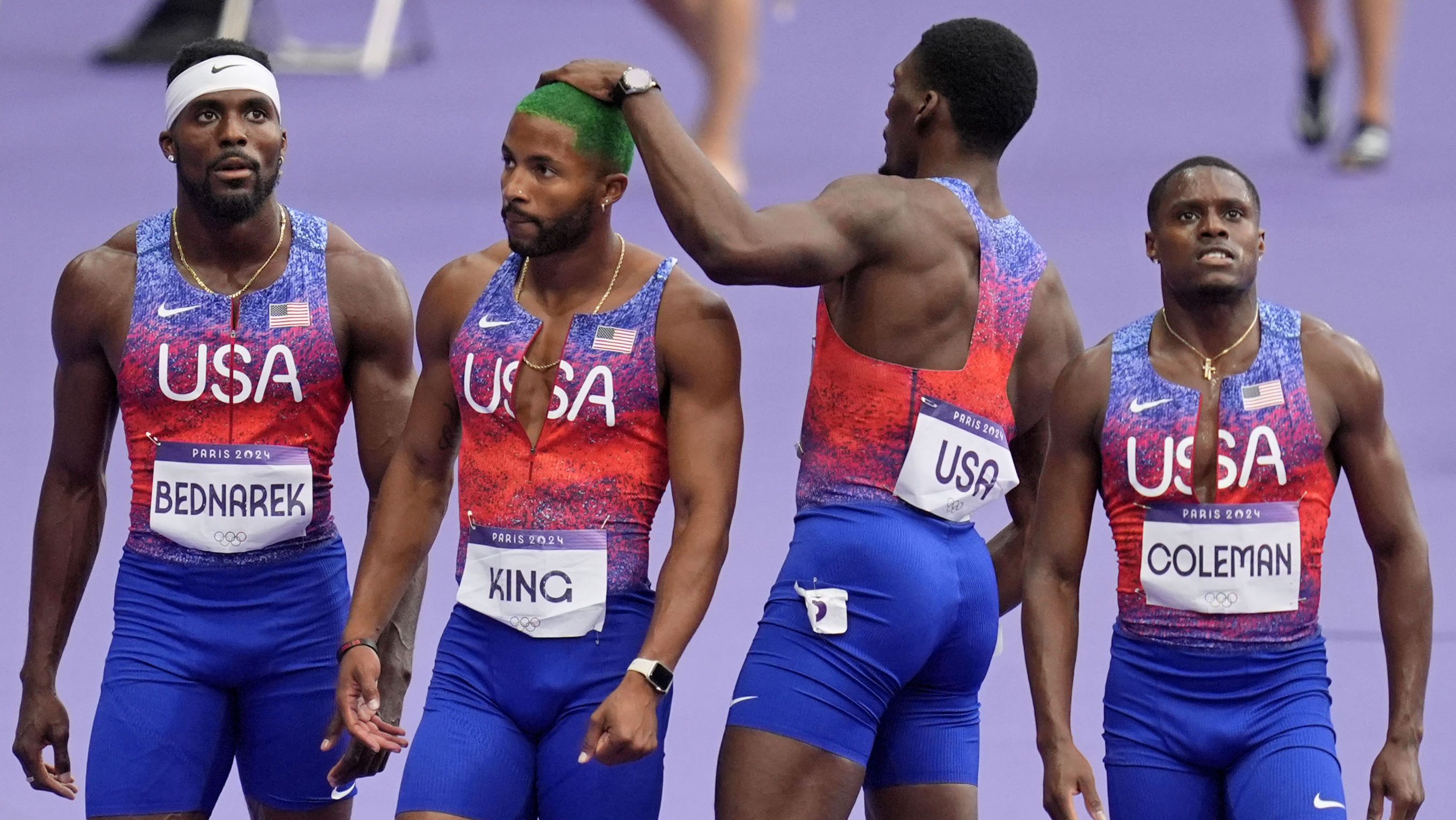 US gets DQ in men's 4x100m relay final as medal drought continues