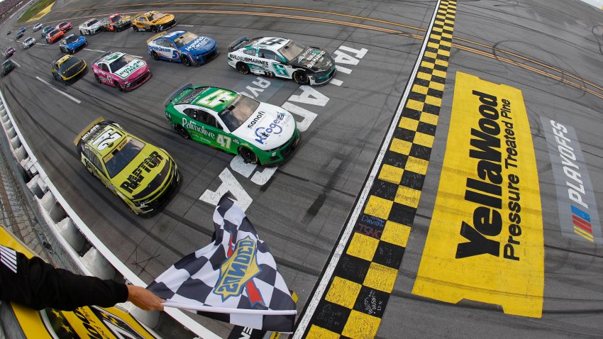 Ricky Stenhouse Jr. takes the checkered flag