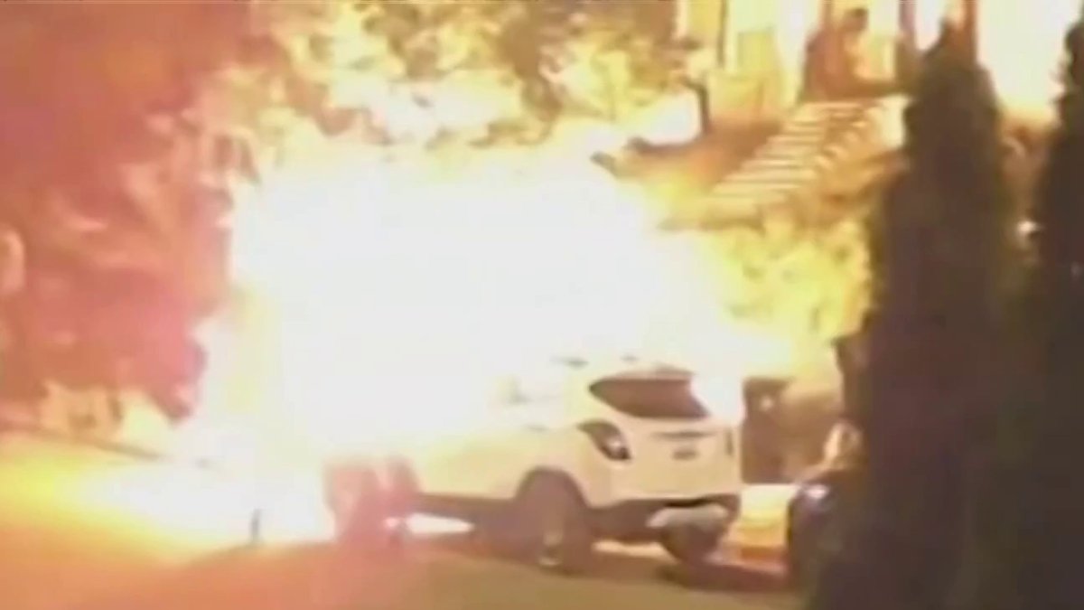 Arsonists torch delivery drivers' mopeds in Southeast DC