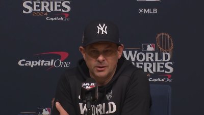 Aaron Boone explains why he walked Betts to face Freeman