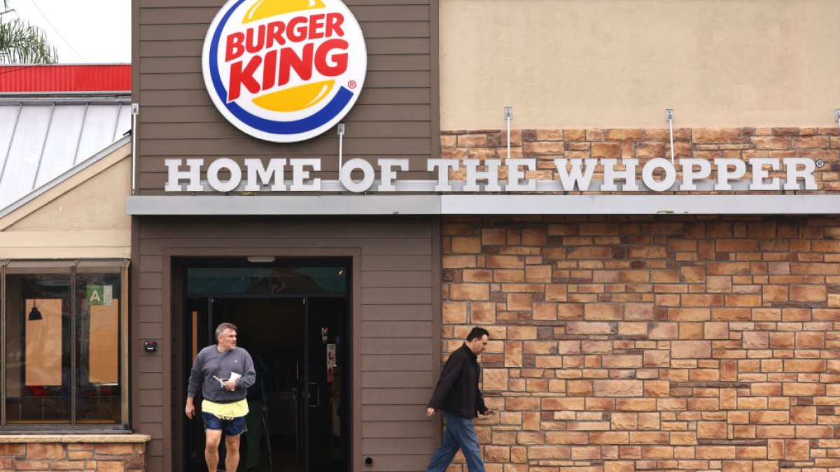 Burger King, Taco Bell, KFC and others pull onions after McDonald’s E ...