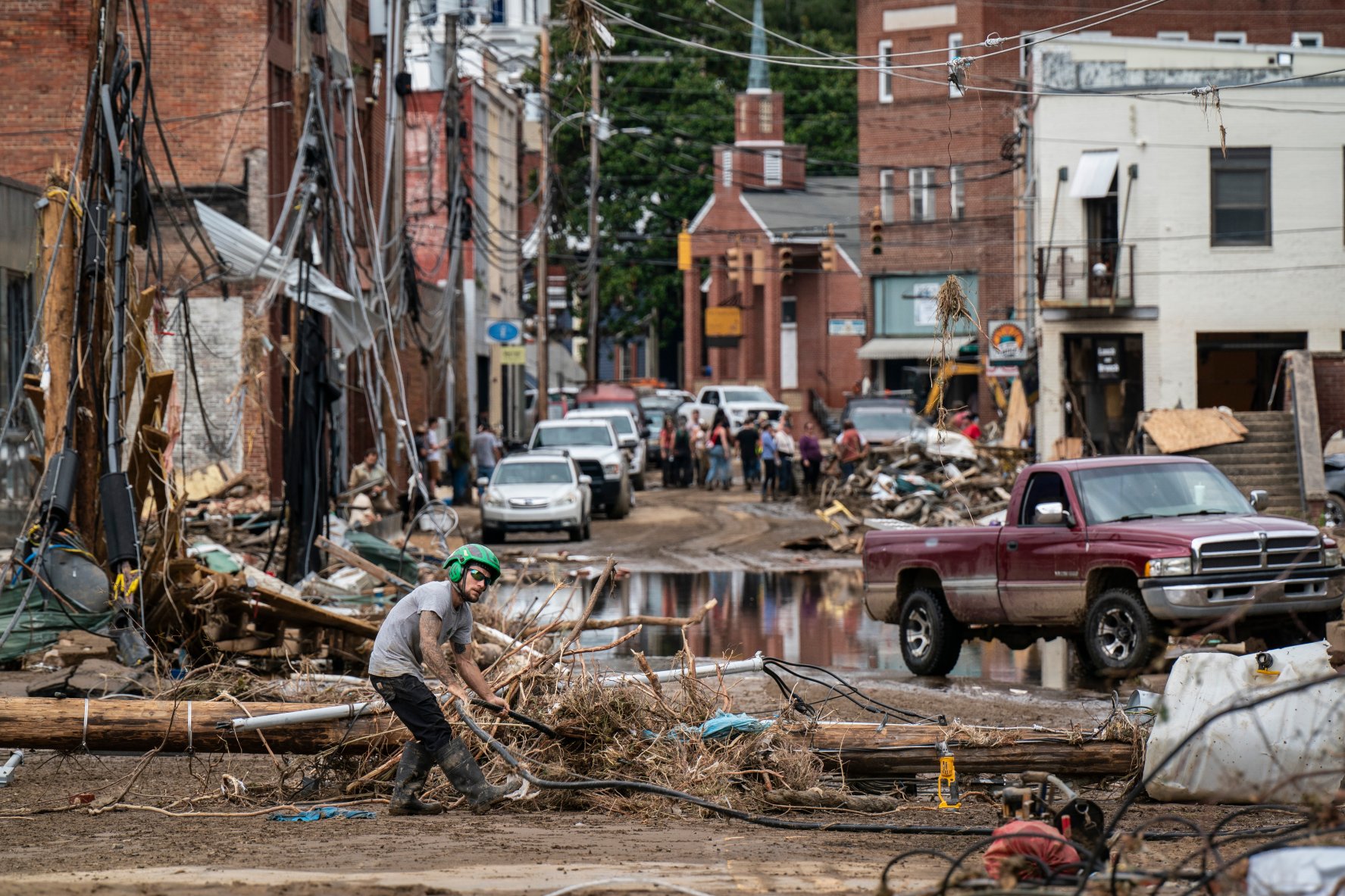 Helene Distruction Path Hurricane Helene damage pictures show flooding, wind destruction – NBC4 ...