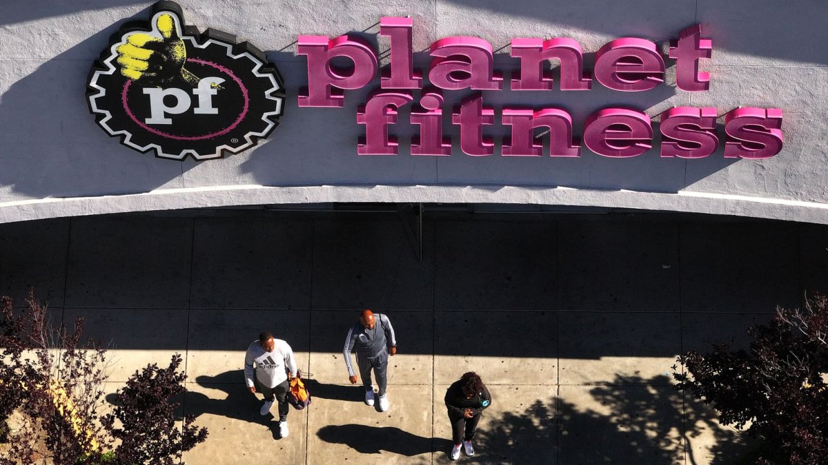 Fitness loses 11th hour bid to acquire bankrupt Blink NBC4