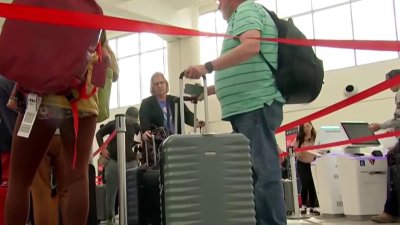 Dulles Airport prepares for holiday travel ahead of Thanksgiving