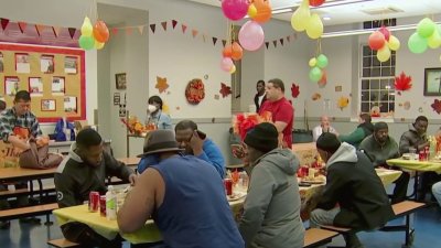 Central Union Mission serves Thanksgiving meals with hope