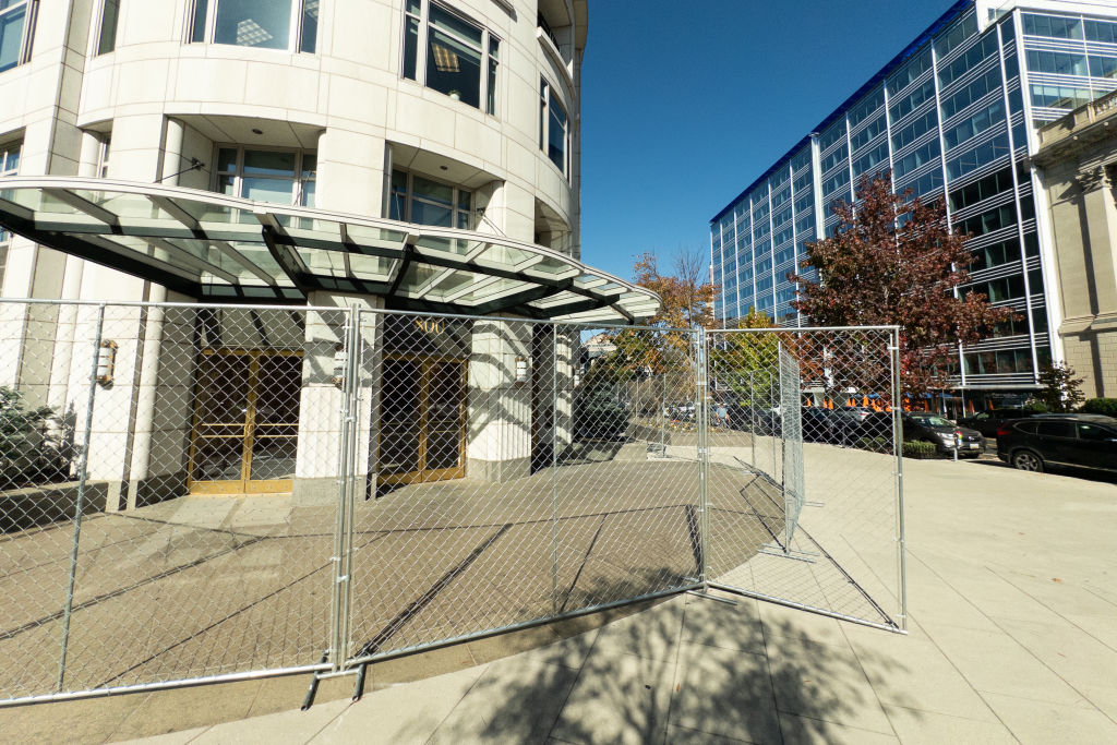 Fencing and anti-riot barriers are seen near the White House in Washington DC, USA on 05 November, 2024. (Photo by Jaap Arriens/NurPhoto via Getty Images)