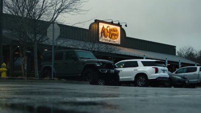 Parents protest outside Cracker Barrell after students with disabilities denied service