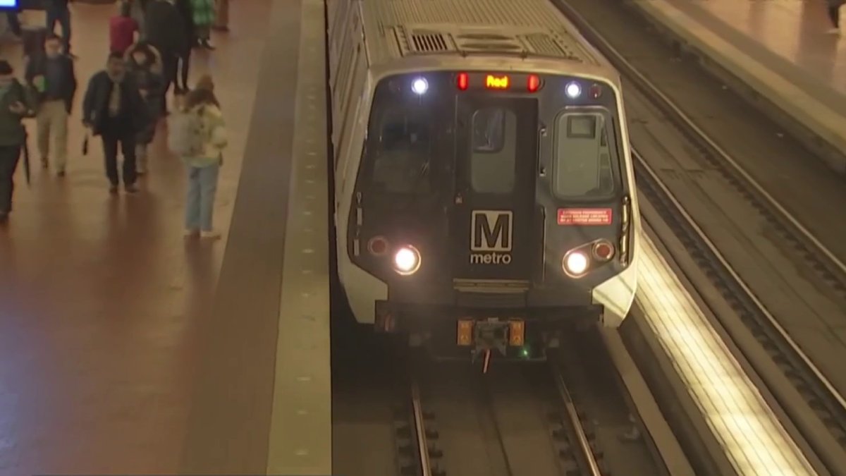 ‘Smooth ride’: Metro riders describe automatic operation – NBC4 Washington