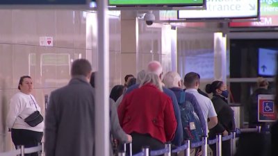 Rush to return home begins at airports in DC area