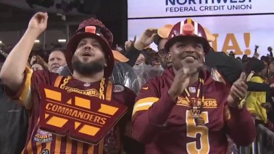 Fans react to Commanders clinching playoff spot