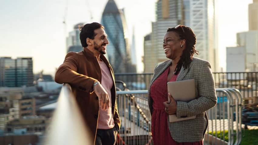 People who are good at small talk use this powerful trick to sound more interesting, says communication expert