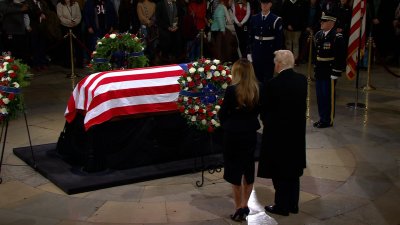 Trumps pays respects to Jimmy Carter at Capitol