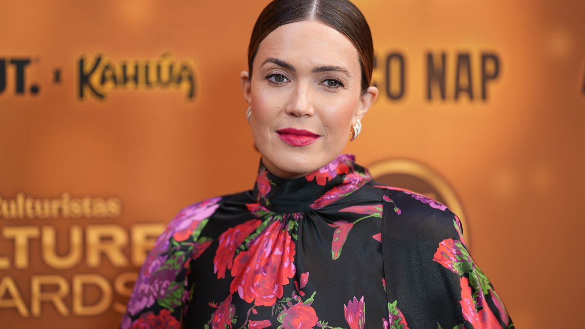 Mandy Moore slams critics after sharing fundraiser for relatives NBC4