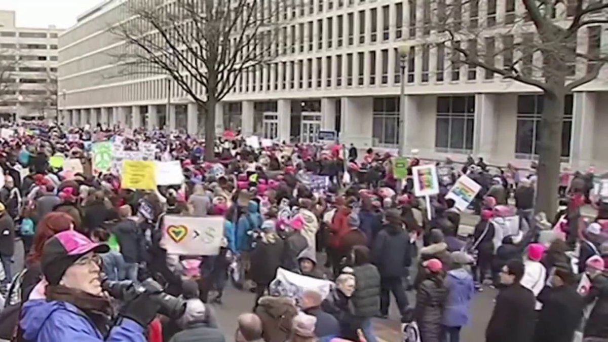 Thousands to make their voices heard at People's March days before inauguration