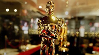 [CNBC] Here’s what’s inside the more than $200,000 Oscars gift bag given to Timothée Chalamet, Ariana Grande and other nominees