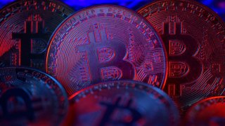 [CNBC] Bitcoin turns positive but still heads for its worst week since 2023